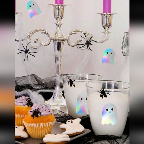 Ghost Holographic Stickers Roll Of 500 - Picture 5 of 6